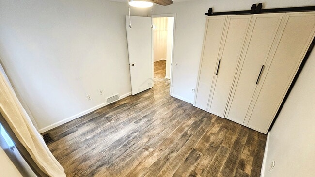 Building Photo - 5231 Bantry Dr