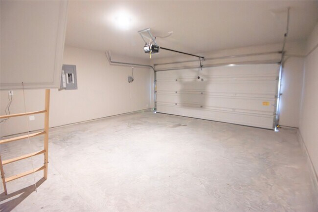 Building Photo - 1722 San Jacinto Dr