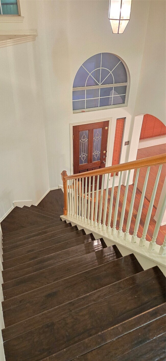 Building Photo - 21038 Narrow Gate Dr
