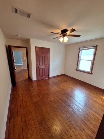 Building Photo - 738 Arabella St