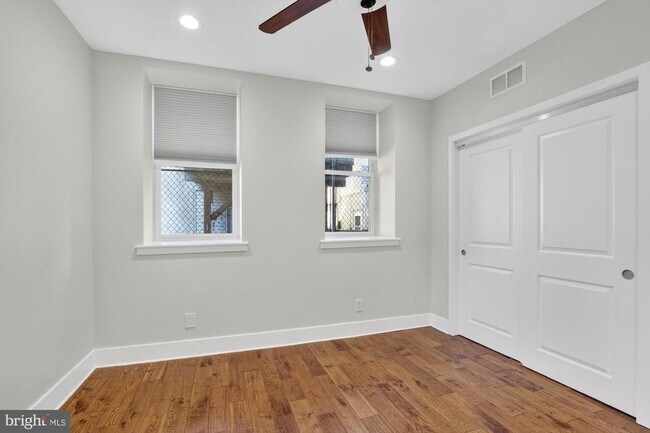 Building Photo - 1420 E Susquehanna Ave