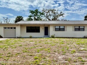 Building Photo - 21 Rosevere Way