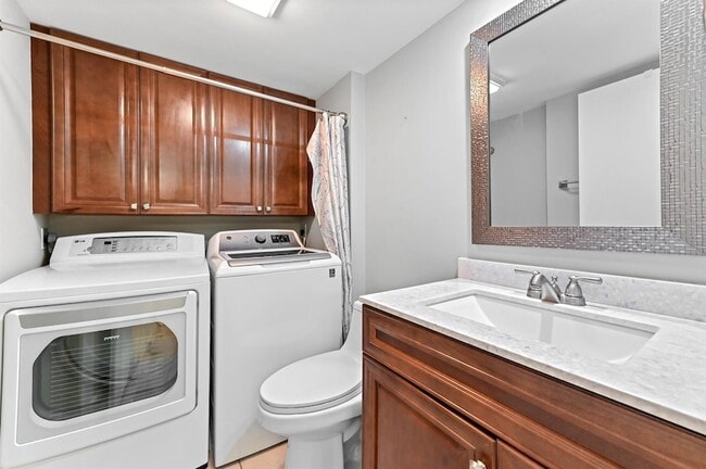 Building Photo - 146 Heritage Way