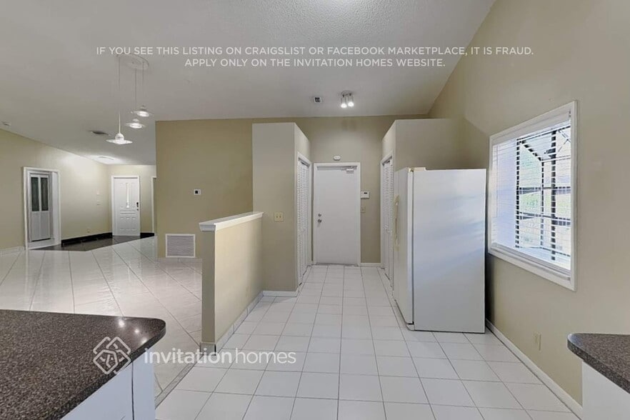 Building Photo - 9575 NW 25th Ct