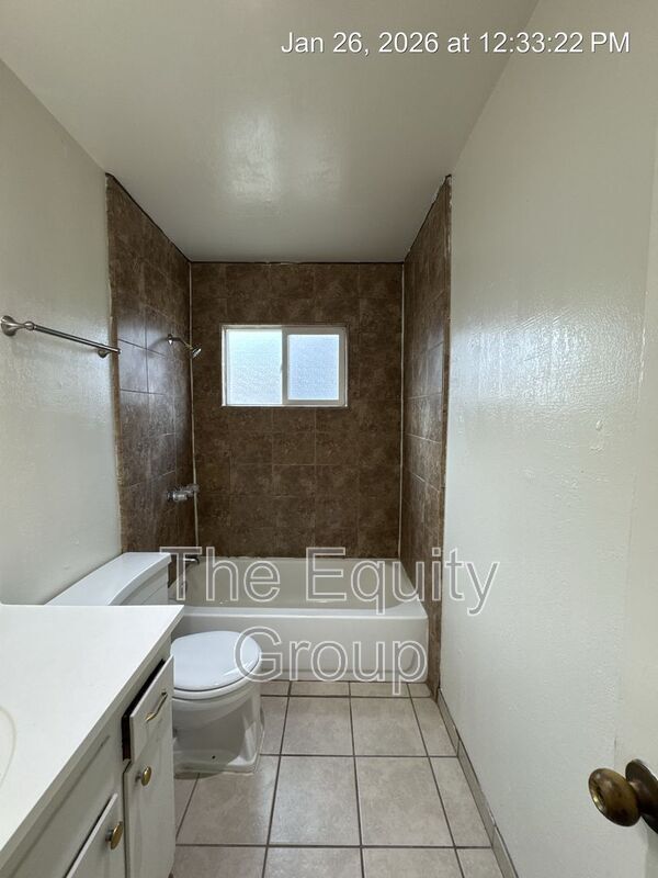 Building Photo - 2012 North Ave