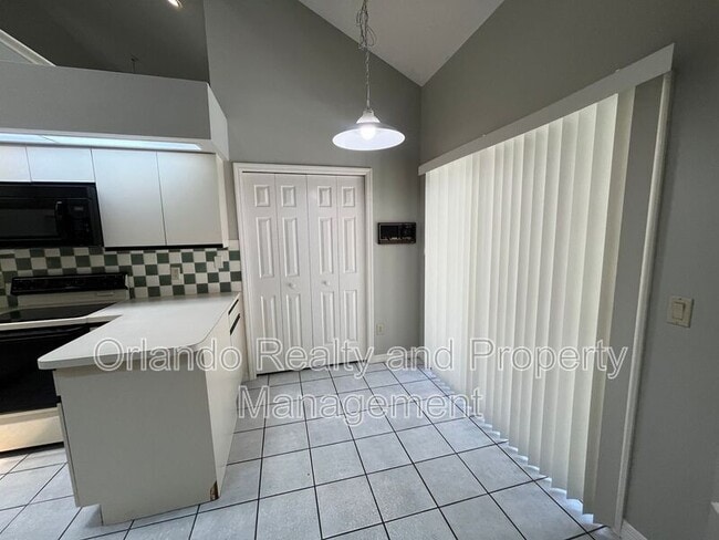 Building Photo - 3801 Donna Lynn Ln