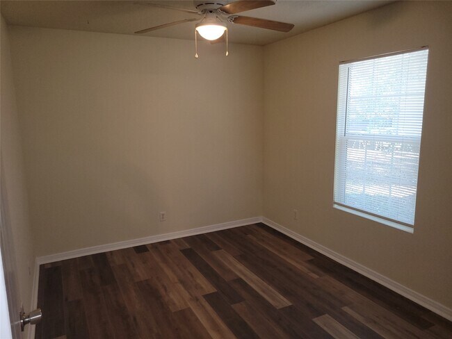 Building Photo - 16650 E Dounreay St