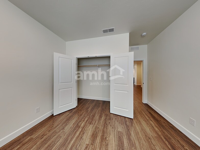 Building Photo - 5114 W White Ash Ct