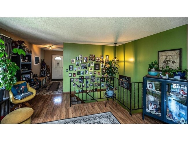 Building Photo - 1142 Cheery Ln NE