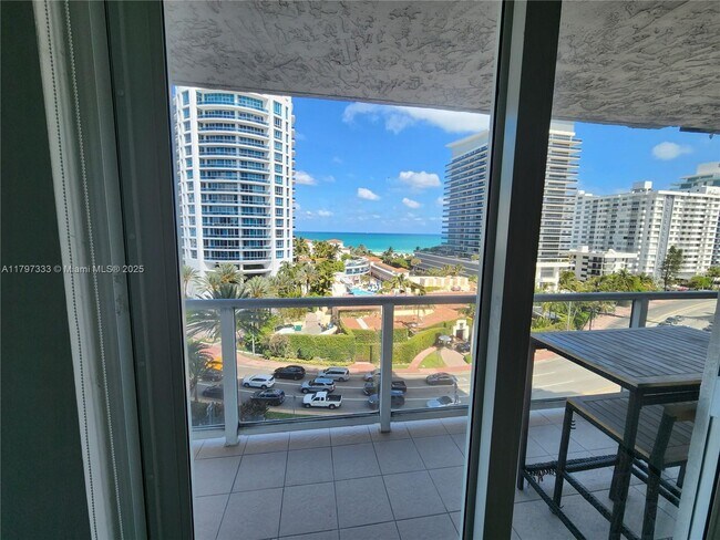 Building Photo - 5900 Collins Ave