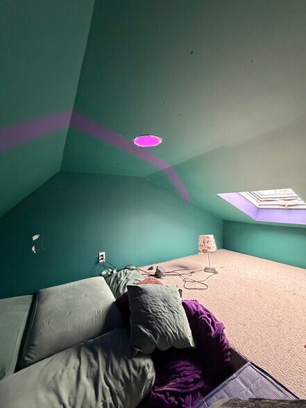 Building Photo - 62 Ridgemont St