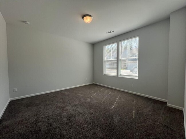 Building Photo - 2520 Whistler Wy NE