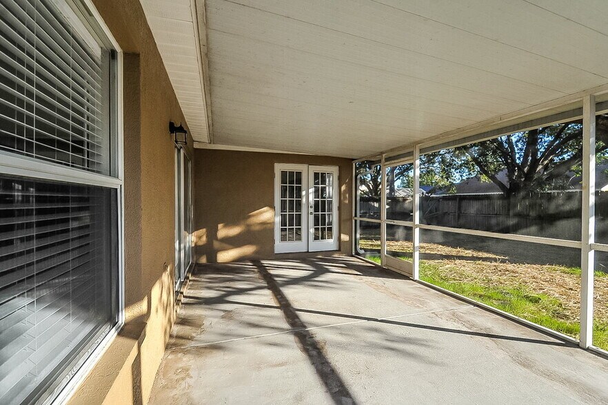 Building Photo - 13208 Sharondale Ct