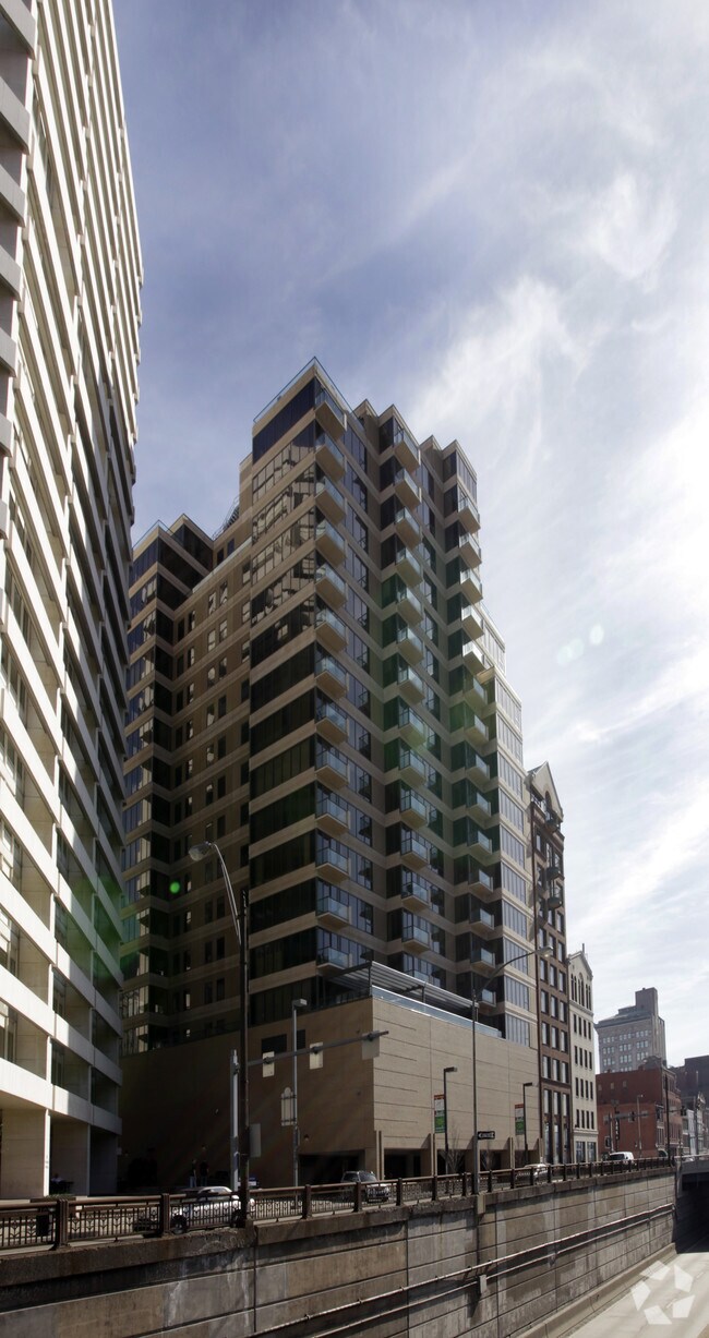Building Photo - One Fifty One First Side