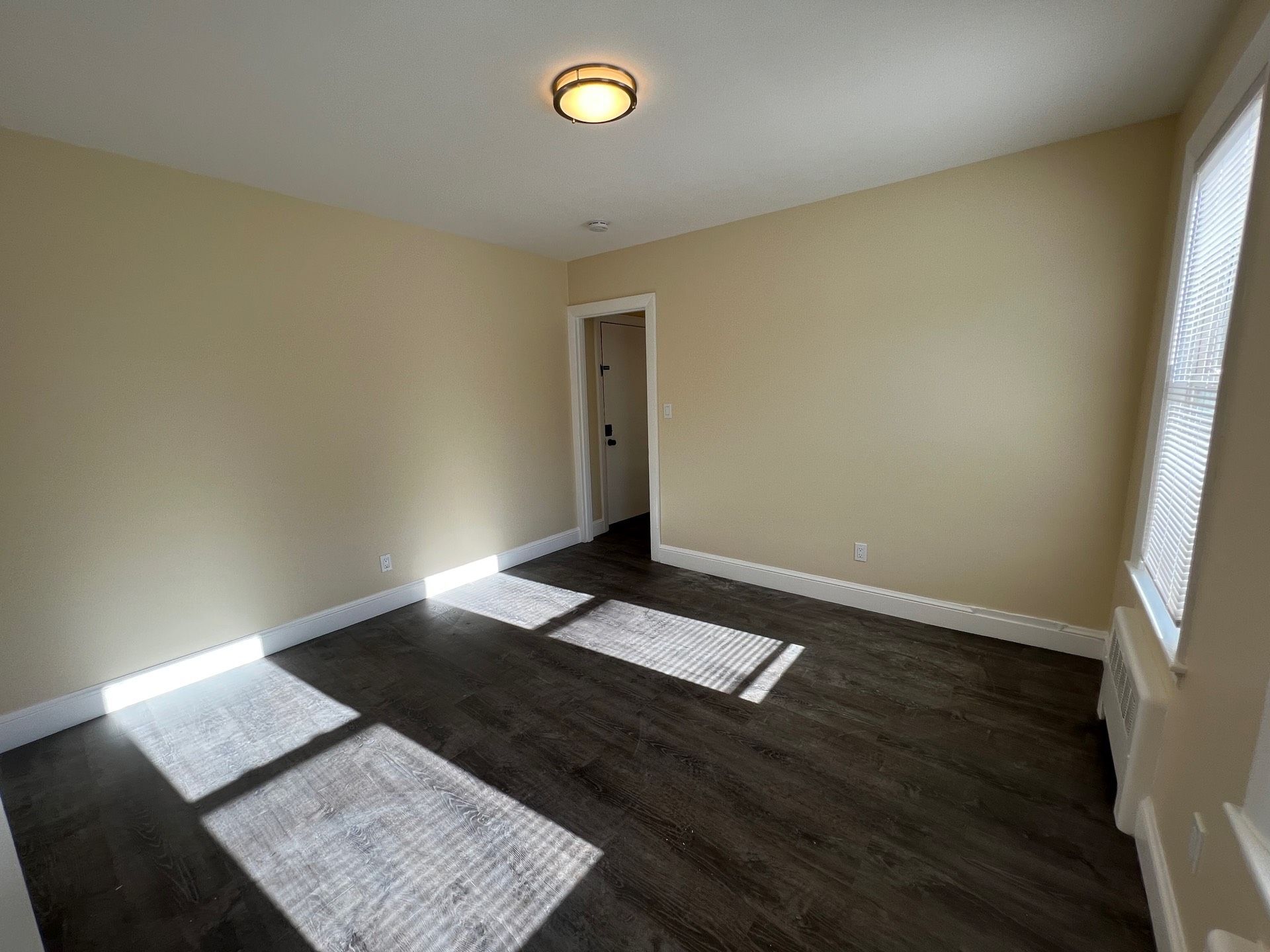 Building Photo - 90 Winthrop Shore Dr