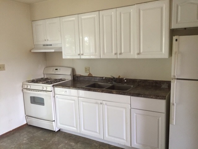 Primary Photo - 780 Main St