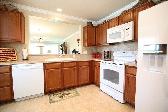 Building Photo - 113 Monument Hill Trail