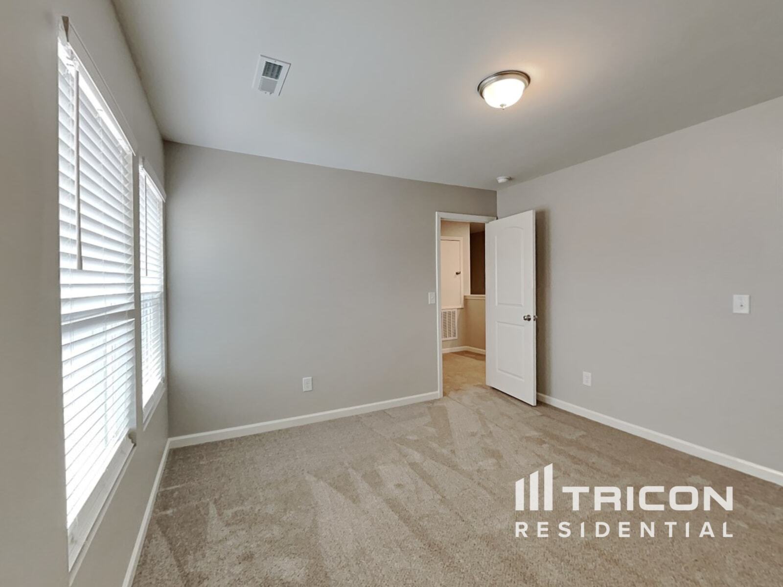 Building Photo - 4120 Devonwood Ct