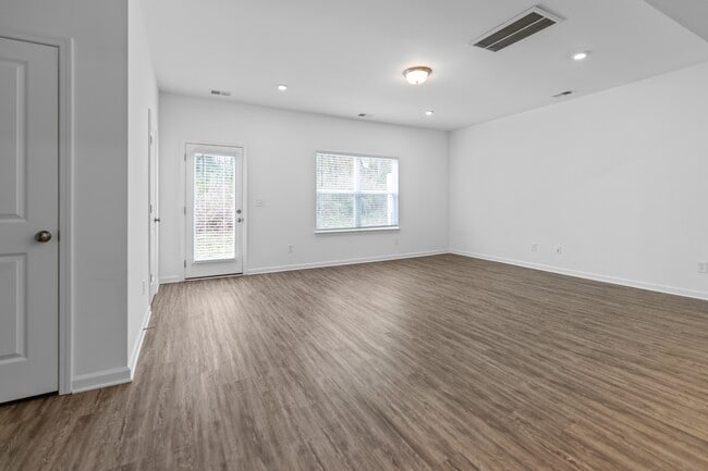 Building Photo - 135 Townsend