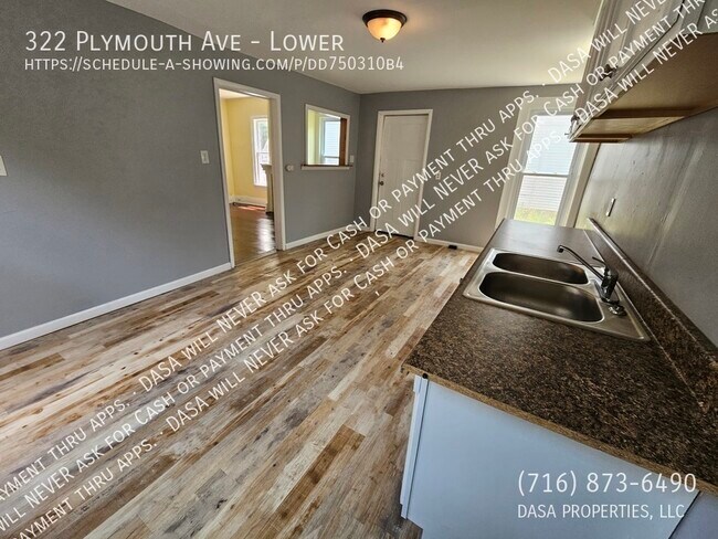 Building Photo - 322 Plymouth Ave