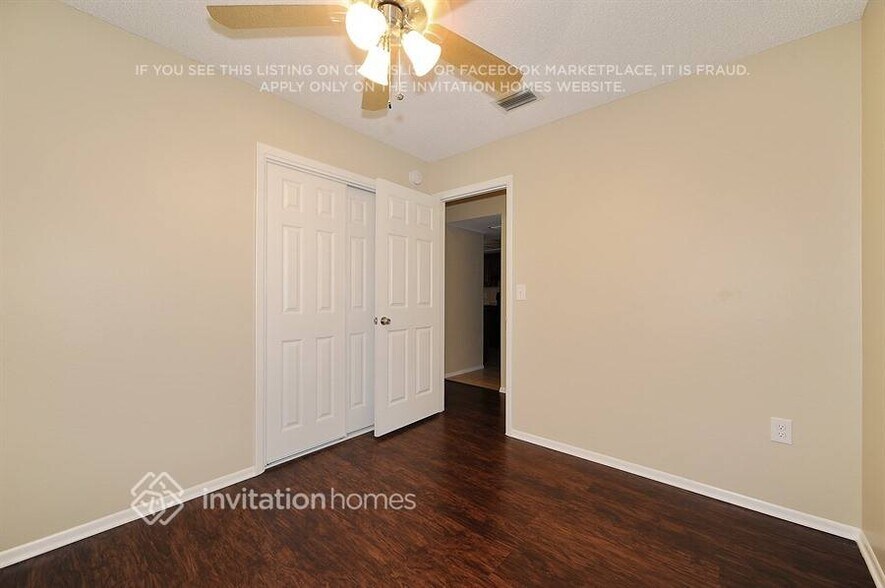 Building Photo - 312 48th St W