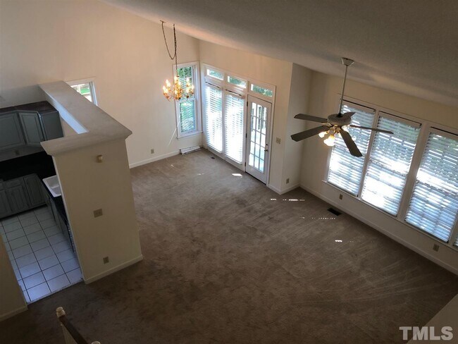 Building Photo - 1019 Woodhall Ln