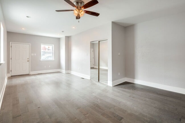 Building Photo - 1400 S 16th St