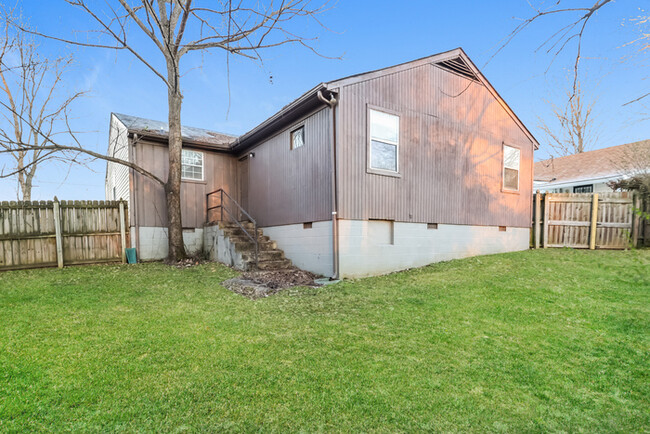 Building Photo - 459 Kelly Ln