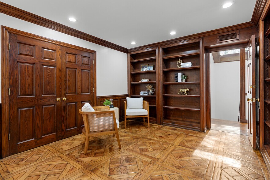 Building Photo - 16842 Harkness Cir