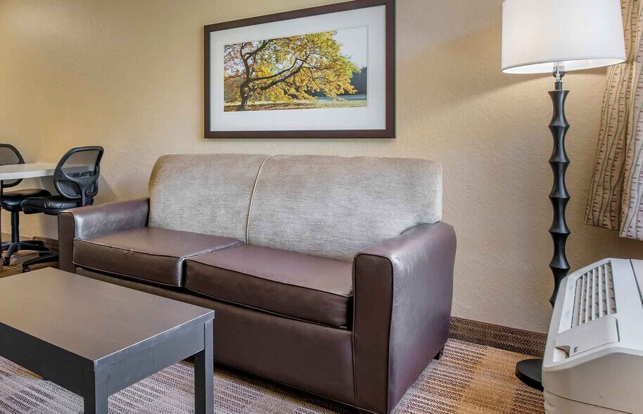 Building Photo - Furnished Studio-Columbia - Columbia Corpo...