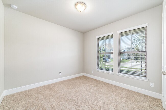 Building Photo - 10419 Talitha Trl