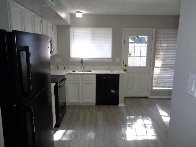 Building Photo - 19411 Lazy Valley Dr