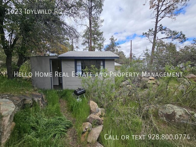 Building Photo - 1623 Idylwild Rd