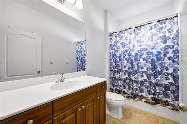 Building Photo - 4905 Boston Common Glen