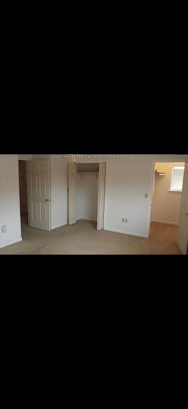 Building Photo - 6 Lincoln Heights