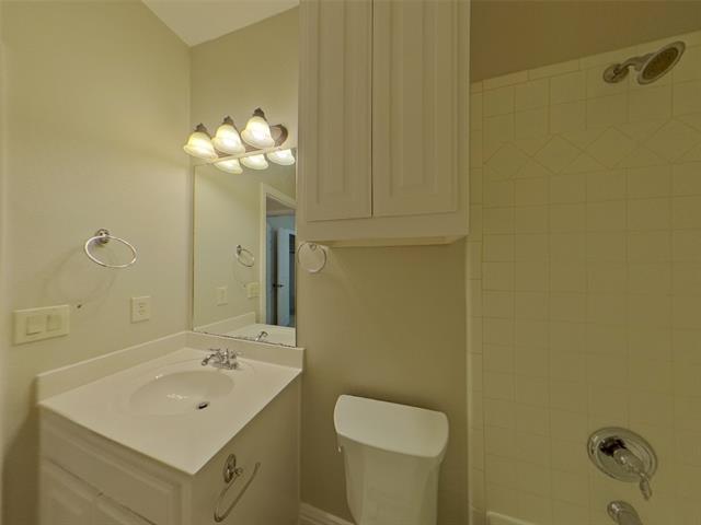 Building Photo - 5715 Danville Ln