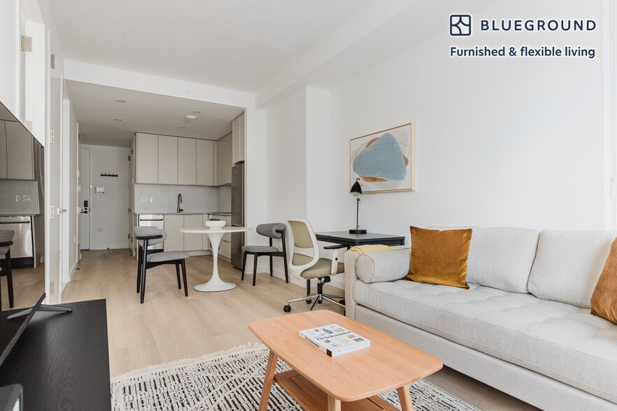 Building Photo - 150 Lawrence St