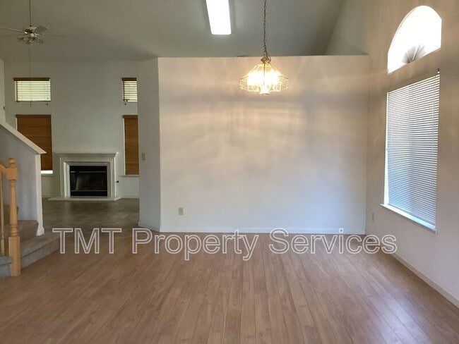 Building Photo - 10188 Gatemont Cir
