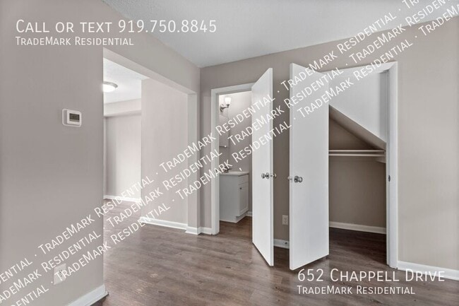 Building Photo - 652 Chappell Dr