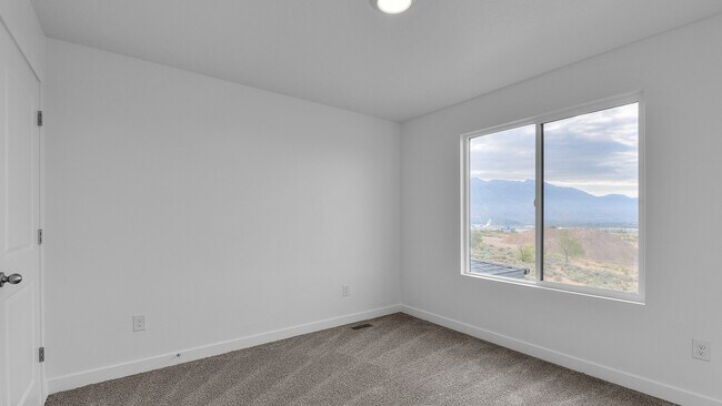 Building Photo - 4550 Horton Wy