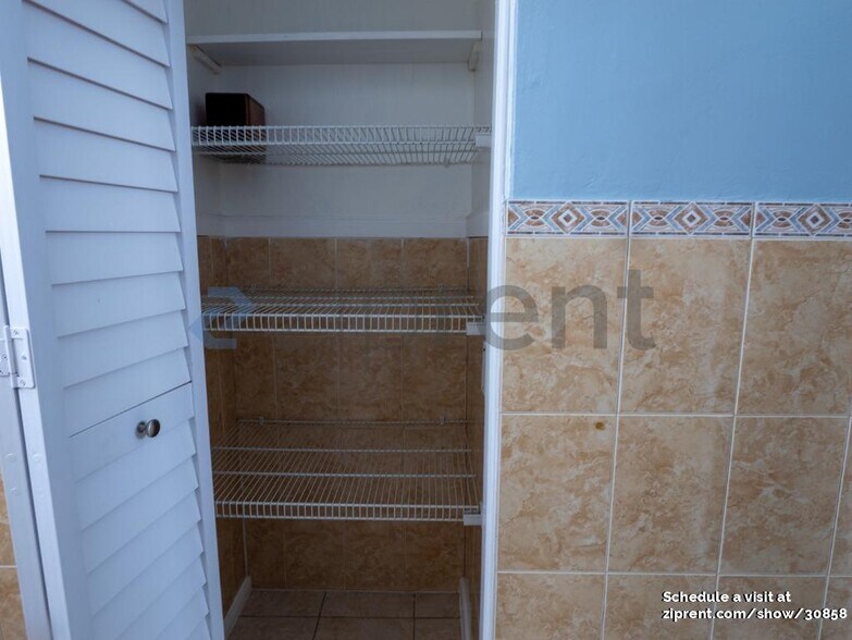 Building Photo - 921 NE 58th St