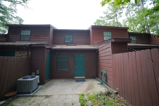 Building Photo - 2 Bed / 2 Bath Near FSU