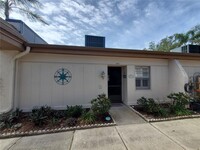 Building Photo - 1400 Arrowhead Cir W