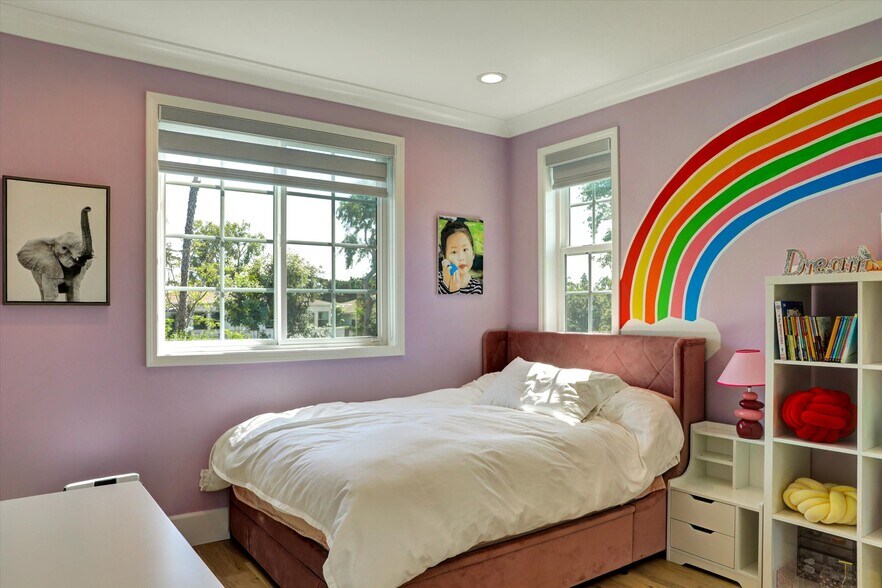 Building Photo - 10593 Kinnard Ave