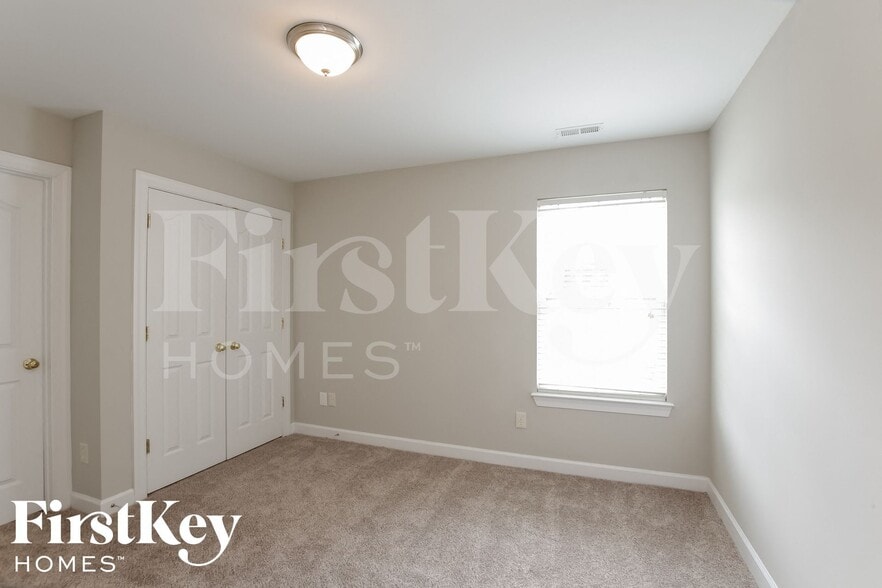 Building Photo - 3026 Windsor Meadow Ln