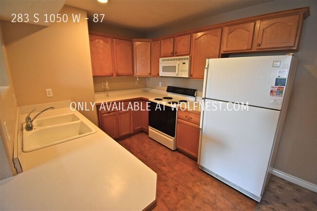 Building Photo - Fantastic 3 Bed Provo Condo! No Deposit Op...