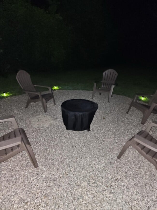 Building Photo - 2464 Greenfield Rd