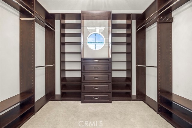 Building Photo - 406 Goldenwest St