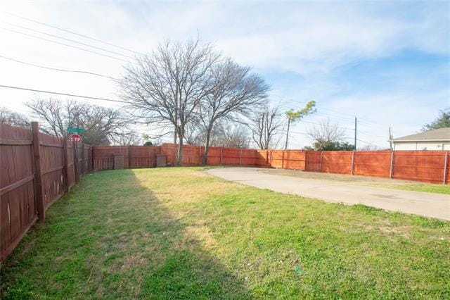 Building Photo - 2703 Clayton Oaks Dr