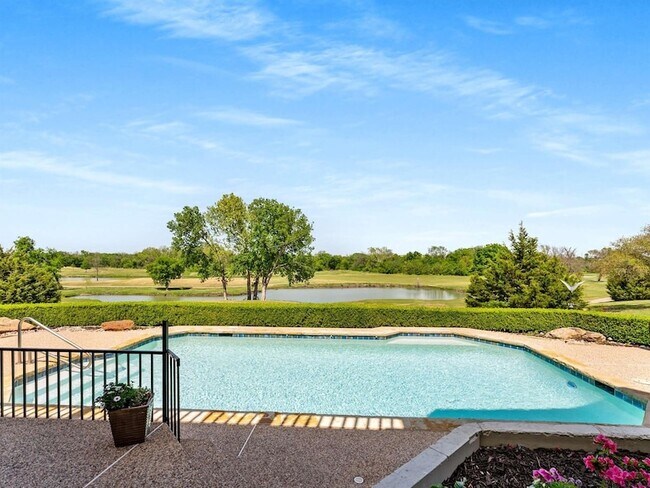 Building Photo - 7436 Stoney Point Dr